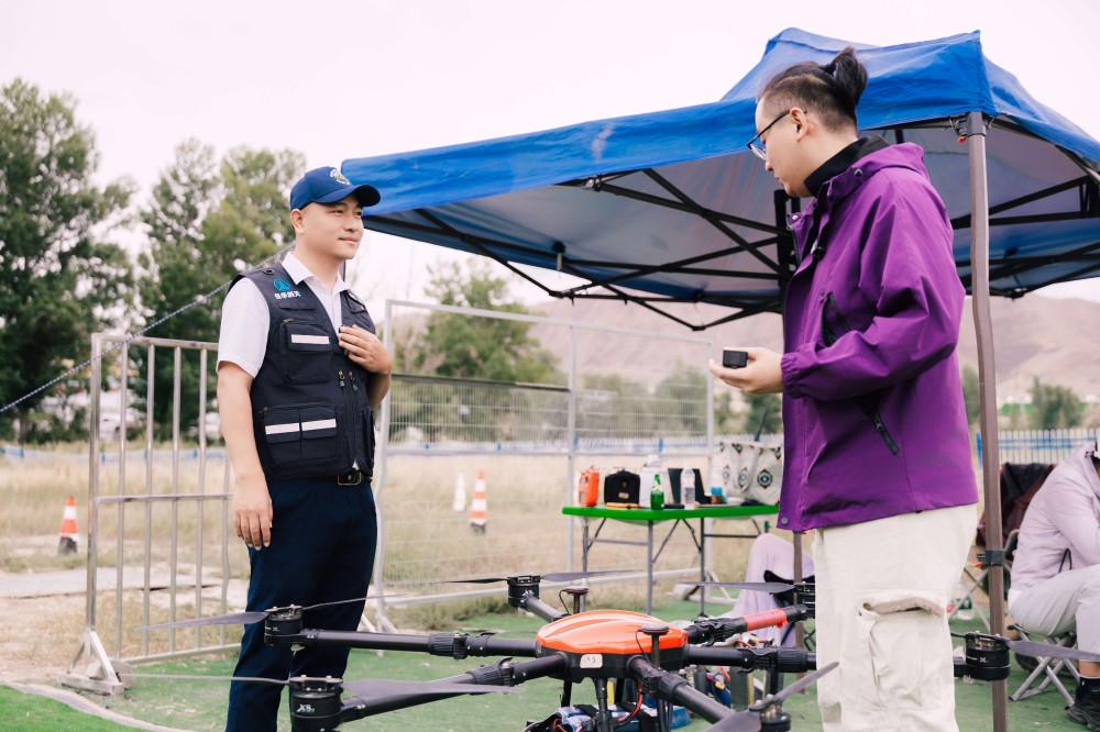 [新疆無人機(jī)培訓(xùn)]手持 CAAC 無人機(jī)執(zhí)照入伍的軍旅新機(jī)遇