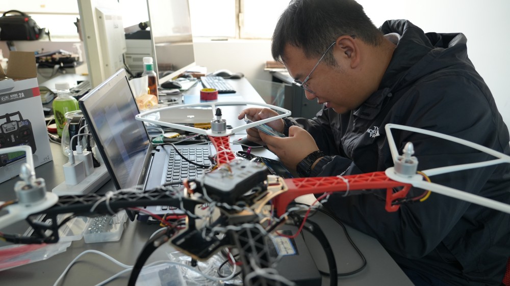 新疆專業(yè)的CAAC無人機培訓(xùn)機構(gòu):保華潤天03考點機構(gòu)